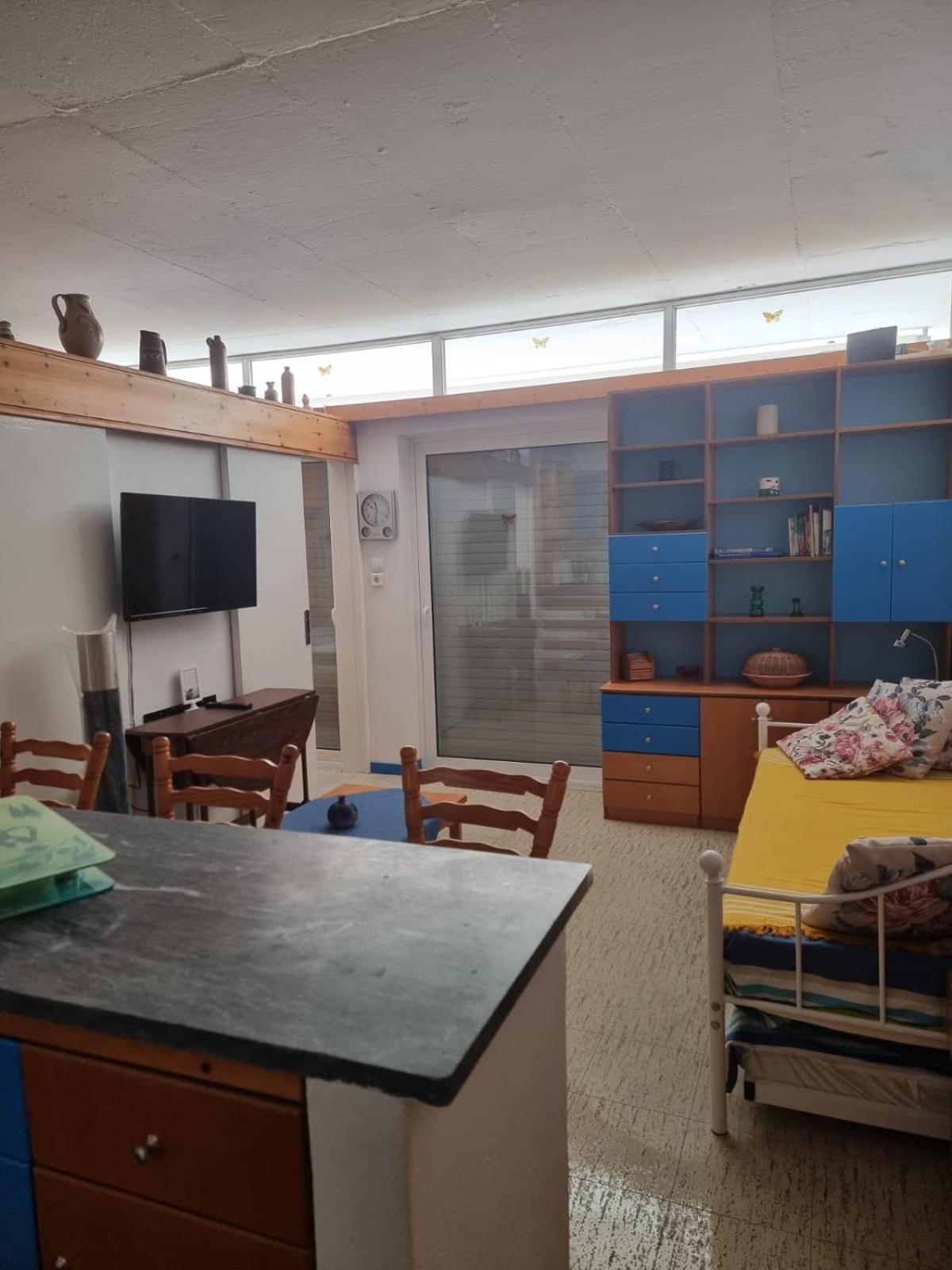 לוטראקי Atlas Apartment With Private Beach And Seaview Blue מראה חיצוני תמונה